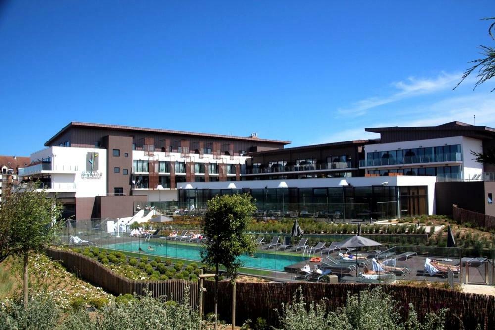 Bel Appartement Jolie Vue Mer Cabourg Dış mekan fotoğraf