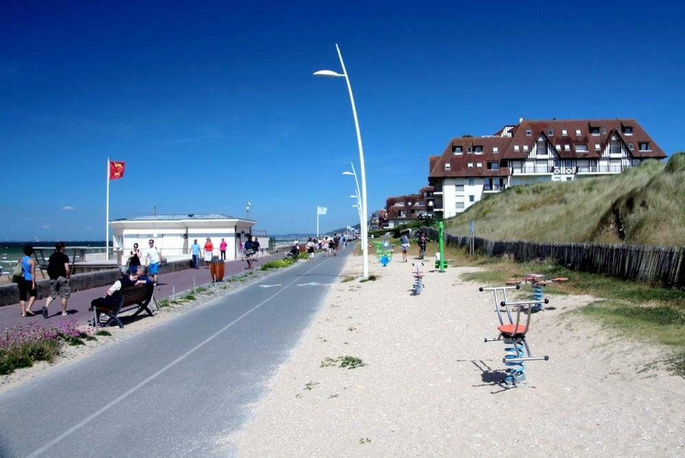 Bel Appartement Jolie Vue Mer Cabourg Dış mekan fotoğraf